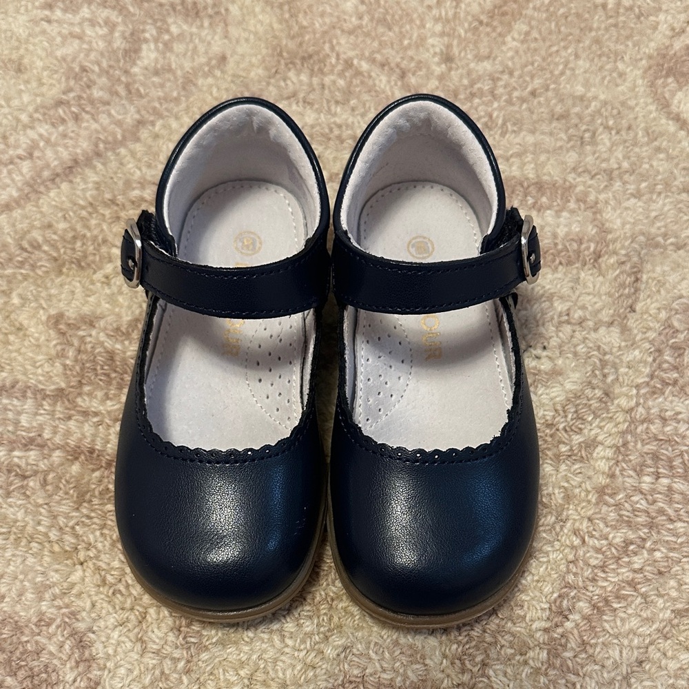Like new! Worn once. Classic Navy Kids Mary Jane Shoes